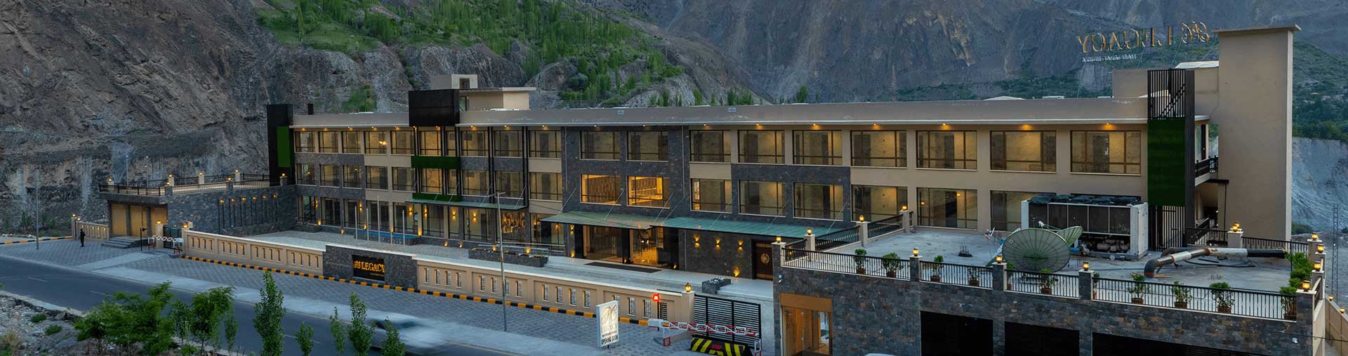 Hashoo School of Hospitality Management signing ceremony