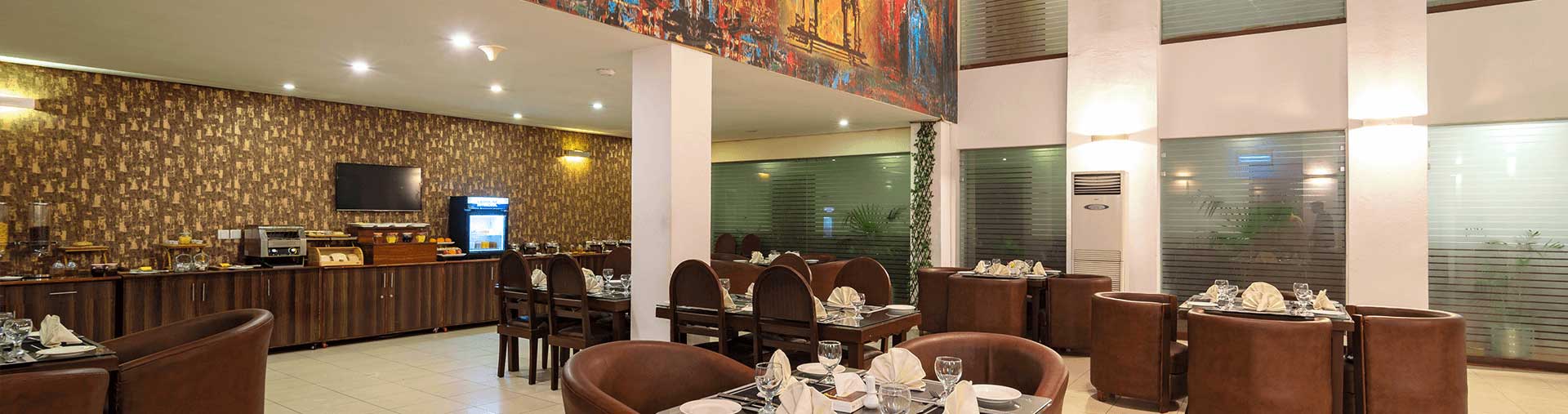 Hashoo School of Hospitality Management signing ceremony