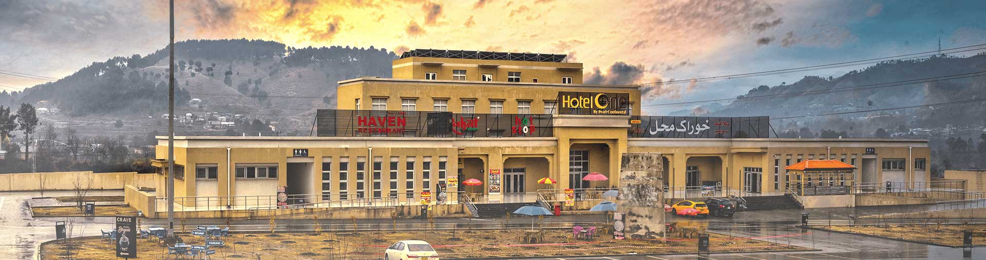 Hashoo School of Hospitality Management signing ceremony