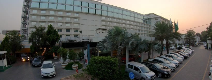 Hashoo School of Hospitality Management signing ceremony