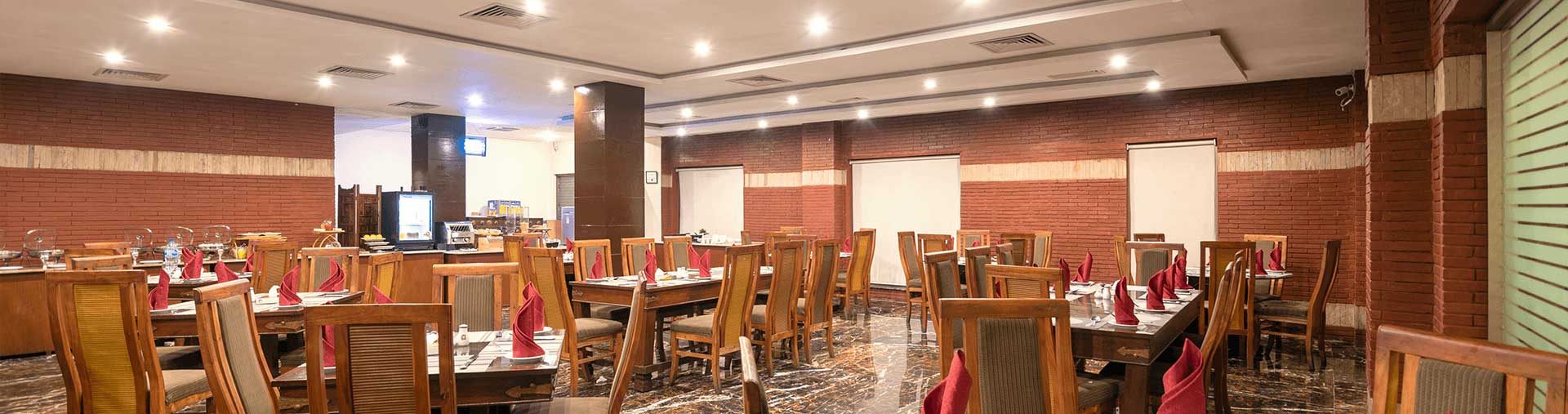 Hashoo School of Hospitality Management signing ceremony