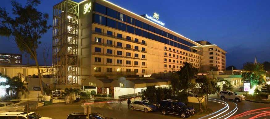 Hashoo School of Hospitality Management signing ceremony