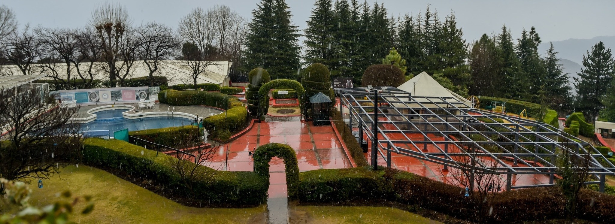 Hashoo School of Hospitality Management signing ceremony