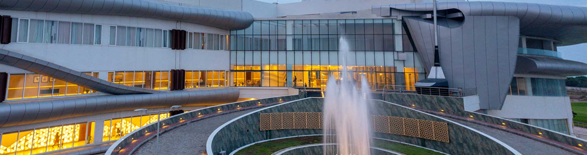 Hashoo School of Hospitality Management signing ceremony