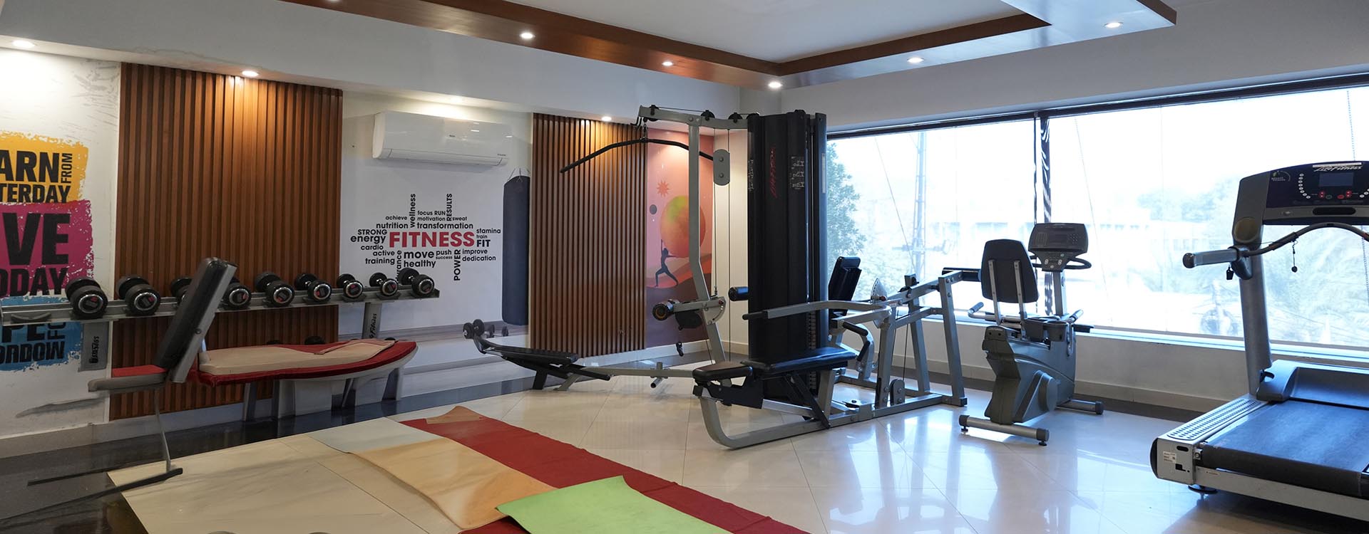 Hotel One Tower Gulberg Lahore hero image 3