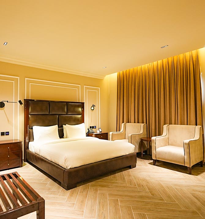 Executive King image 1