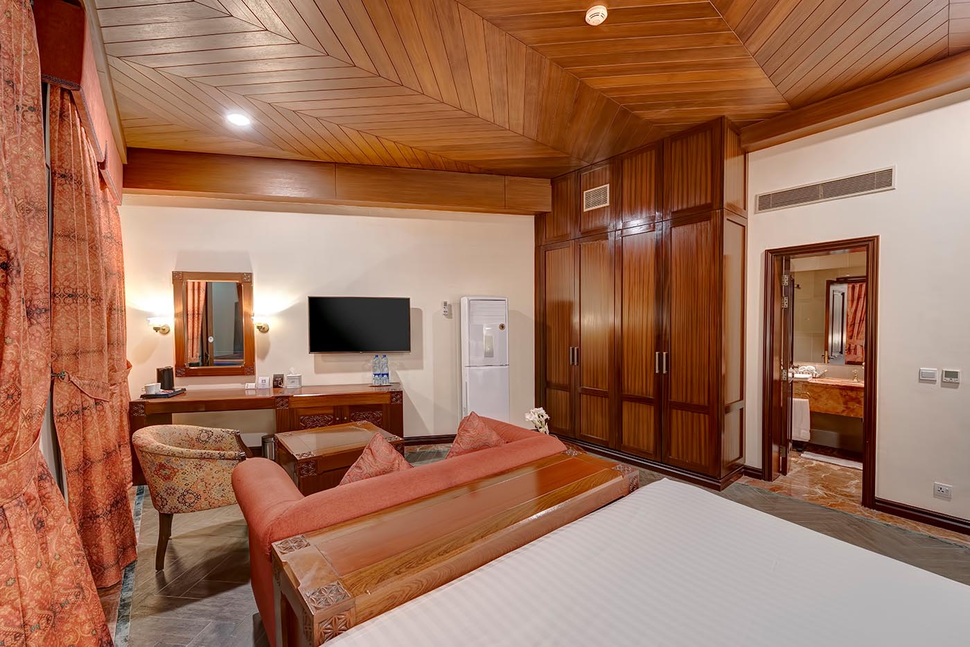 Executive Suite image 1