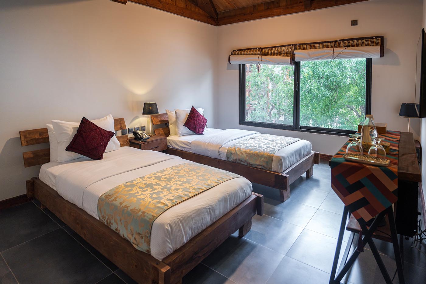 Standard Twin Room image 1