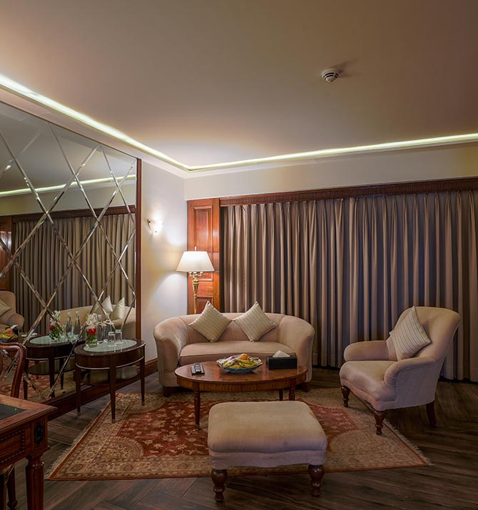 Deluxe Suite image 4