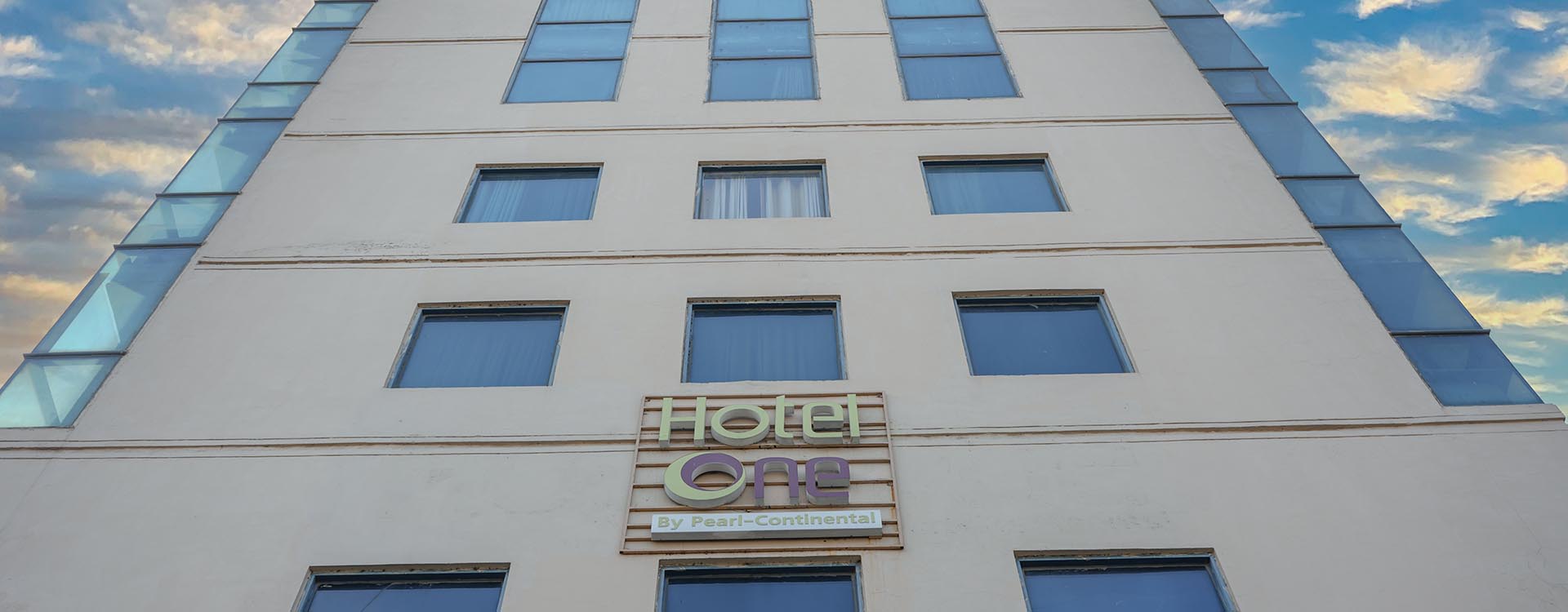 Hotel One Tower Gulberg Lahore hero image 4