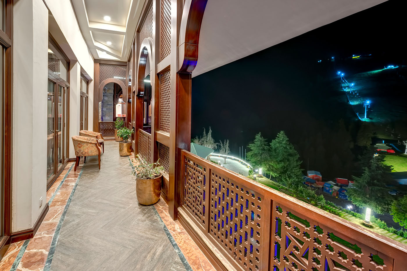 Sanders Suite image 5
