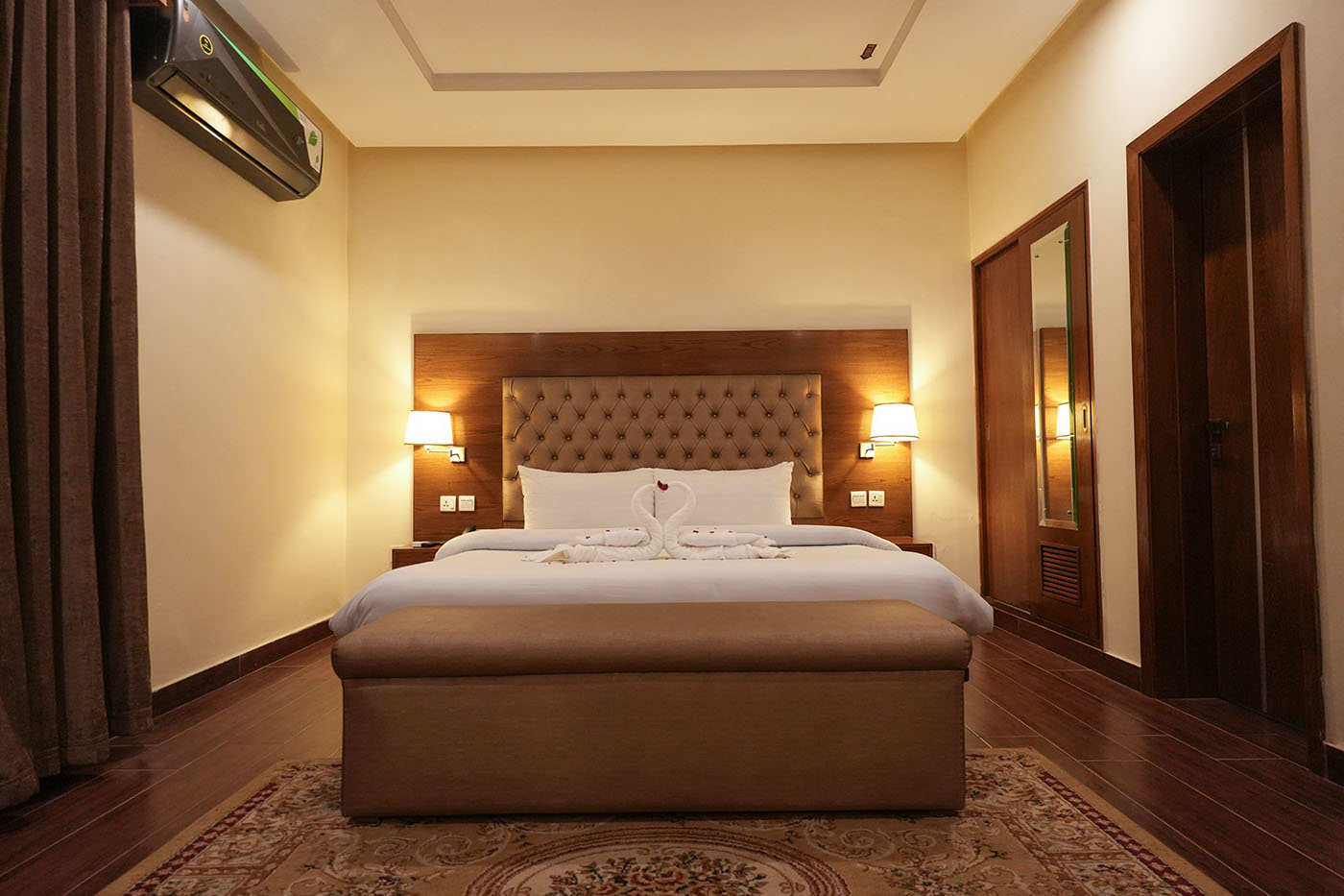 Suite image 8