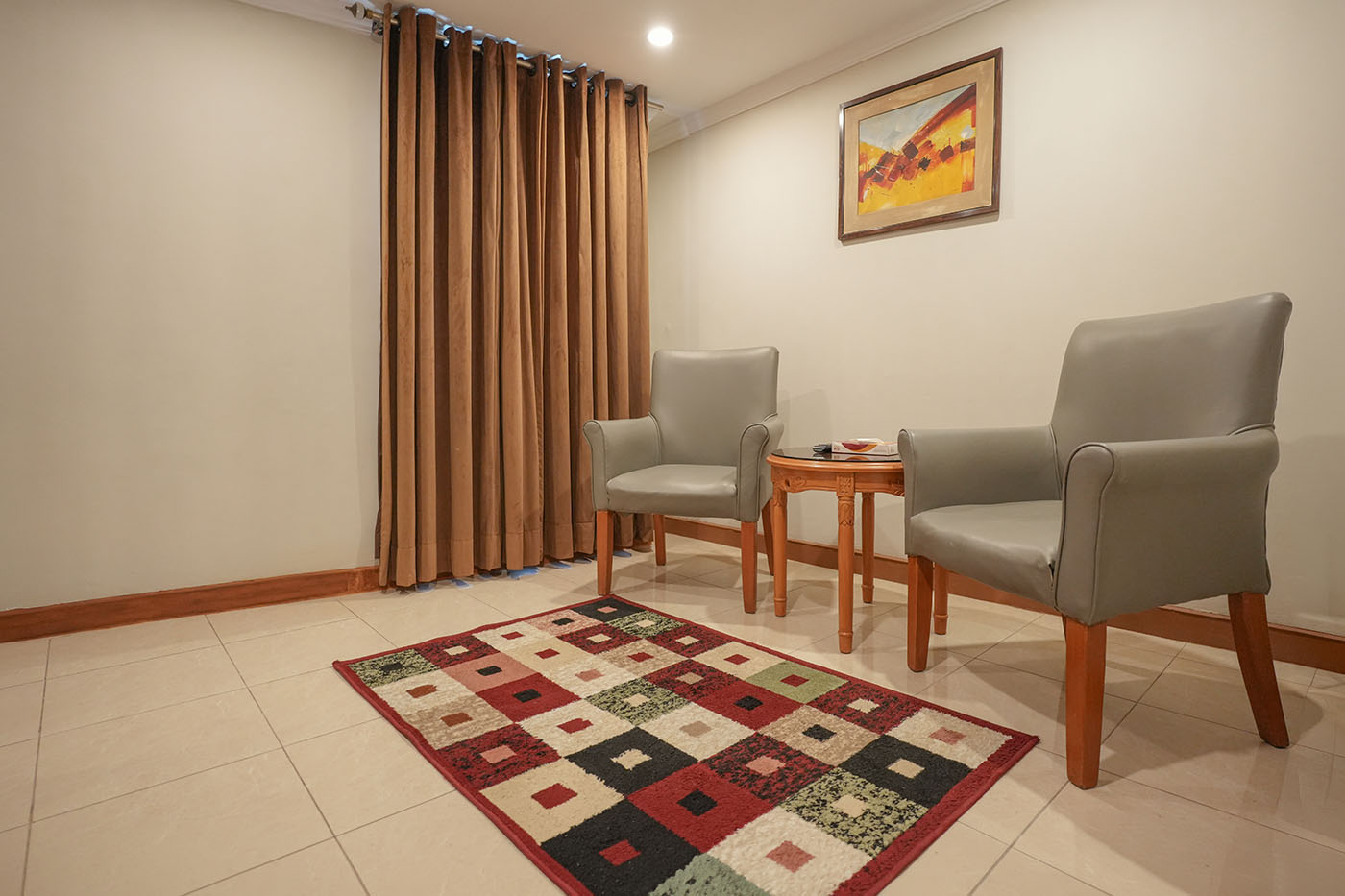 Deluxe Suite image 4