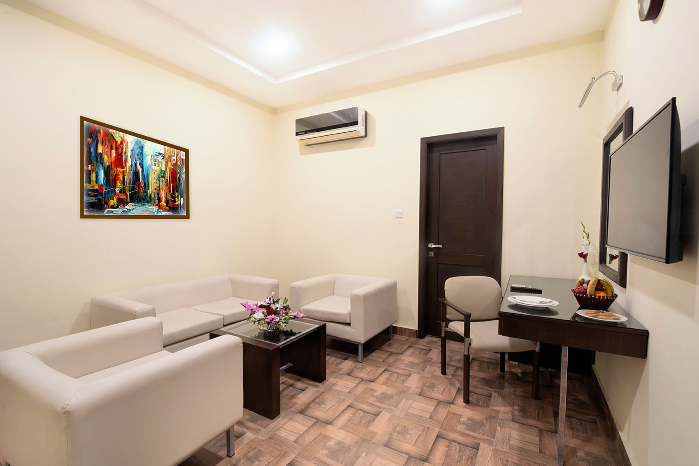 Suite image 2