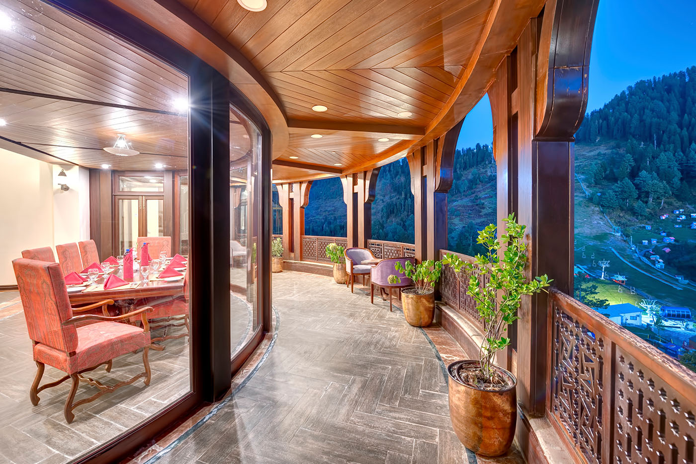 Presidential Penthouse Suite image 7