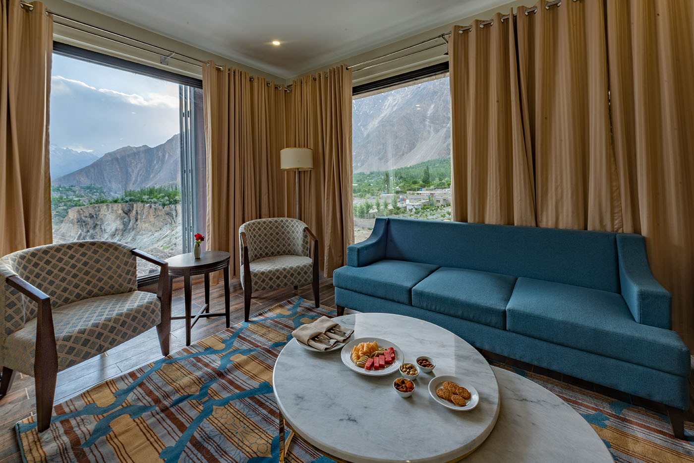 Executive Suite image 9