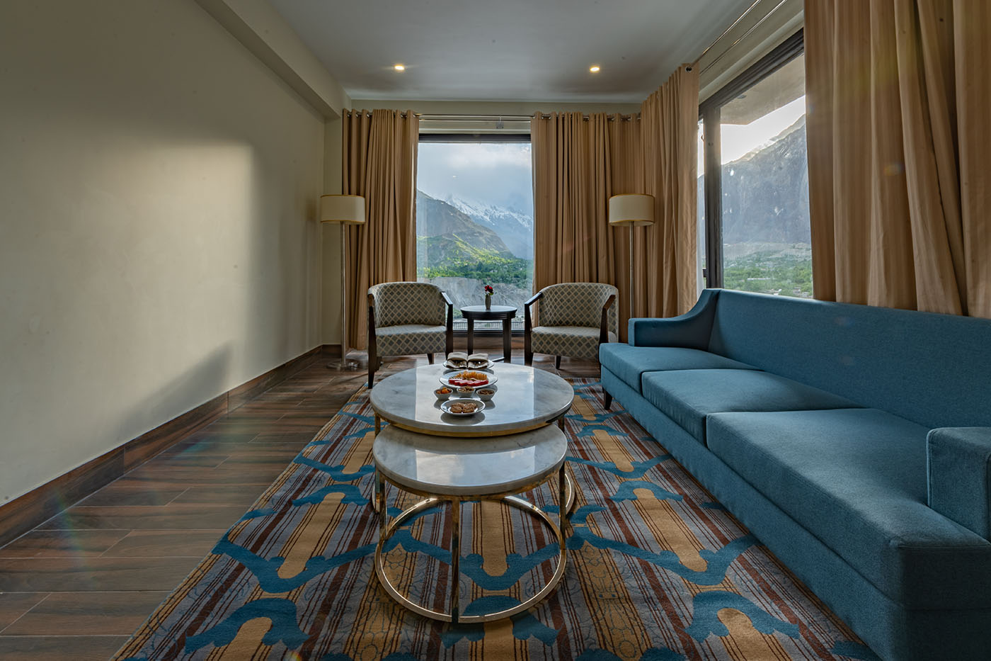 Executive Suite image 10