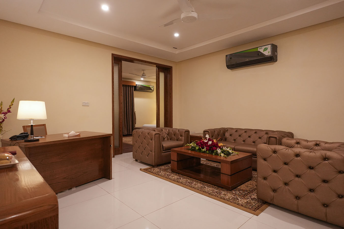 Suite image 10