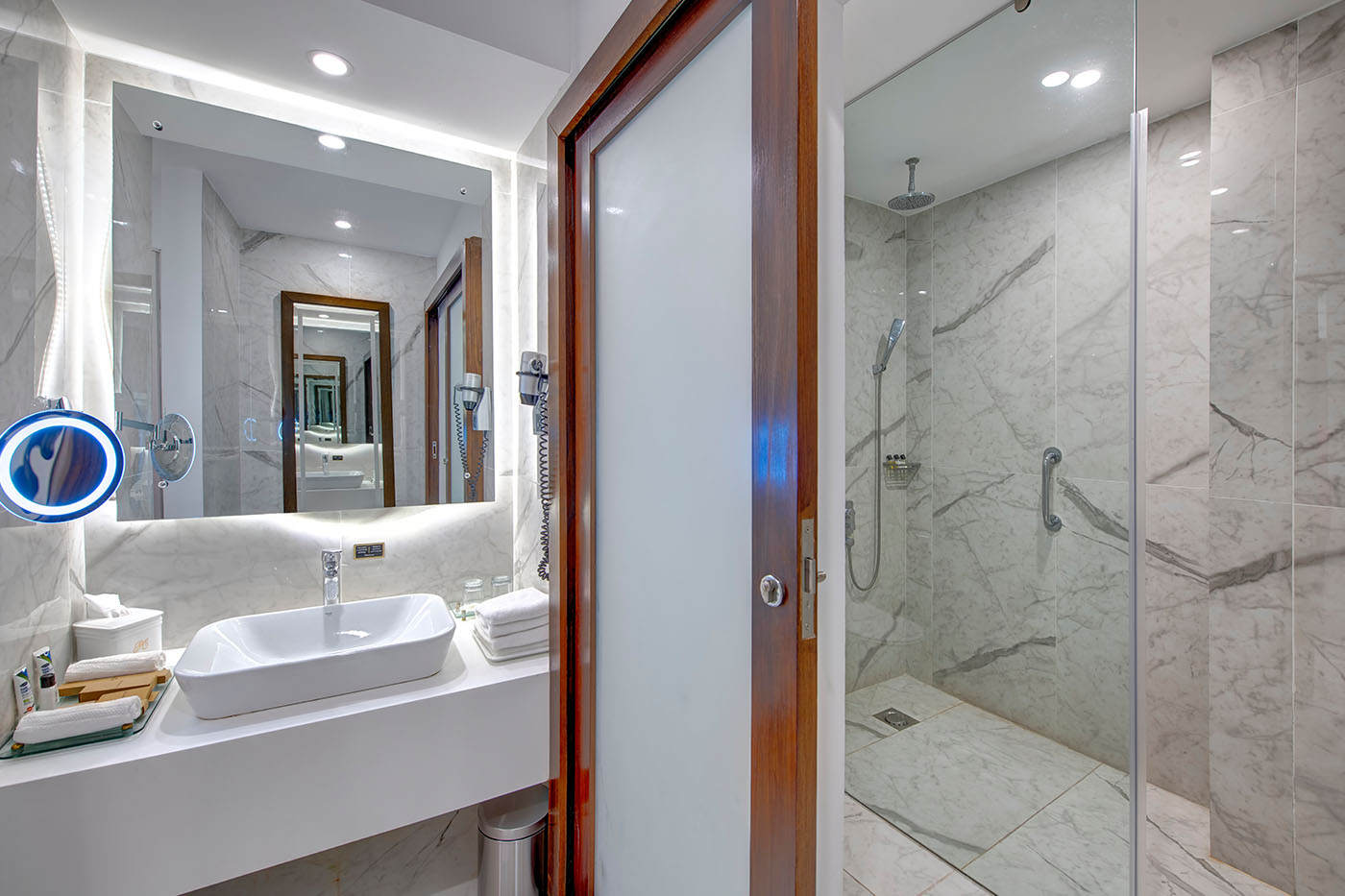 Presidential Suite image 8