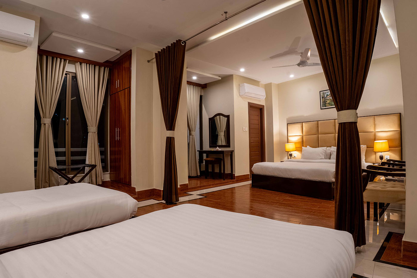 Junior Suite image 2