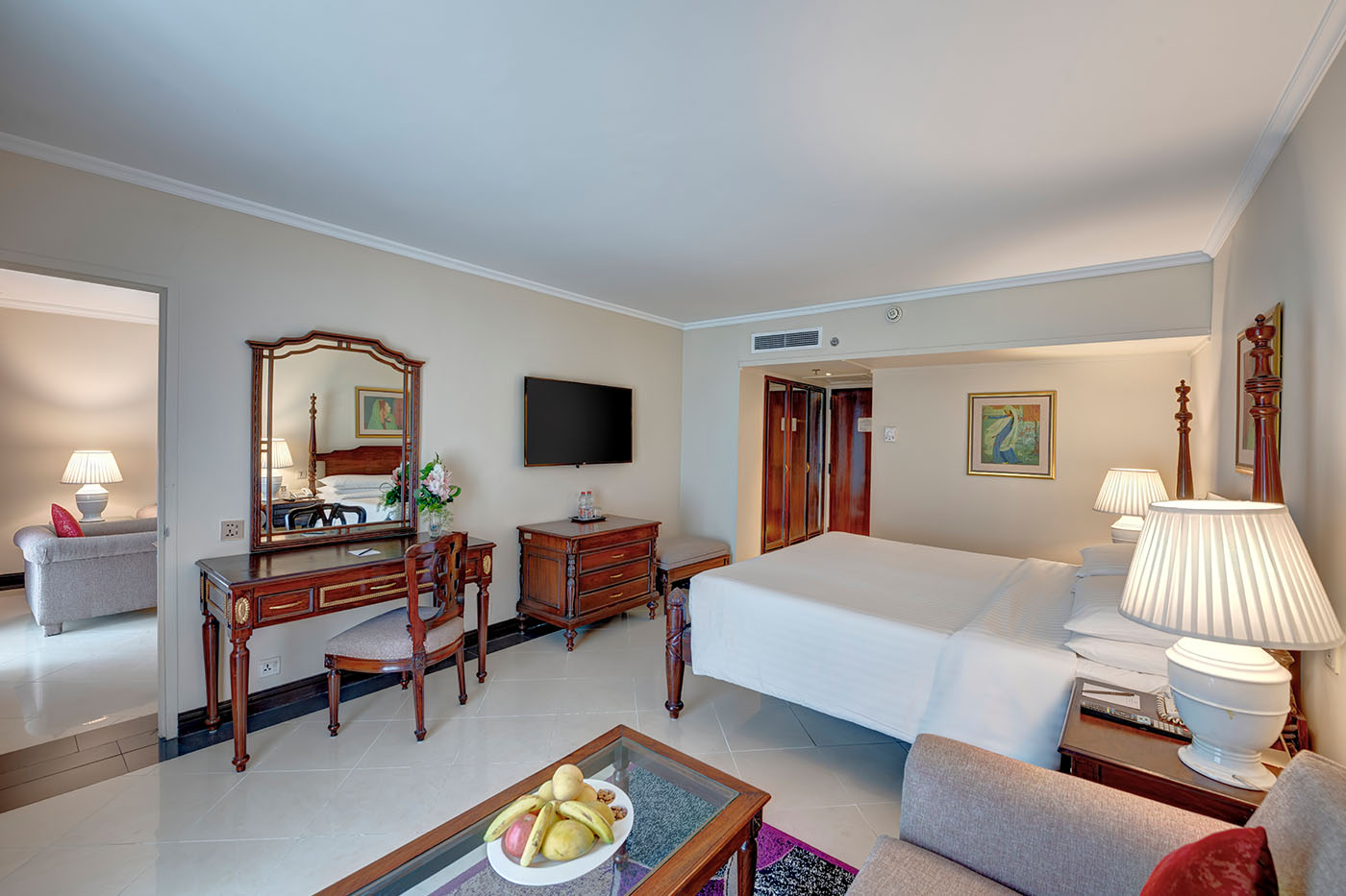 Executive Suite image 3