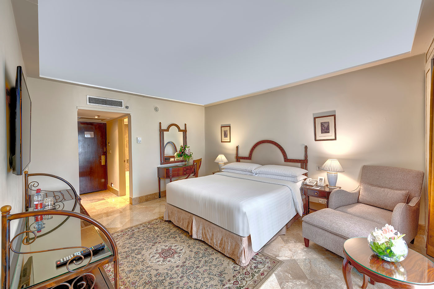 Presidential Suite image 6