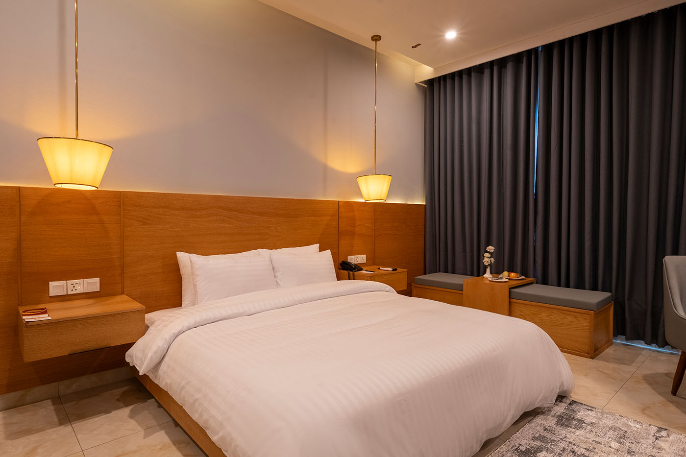 Executive Suite image 3