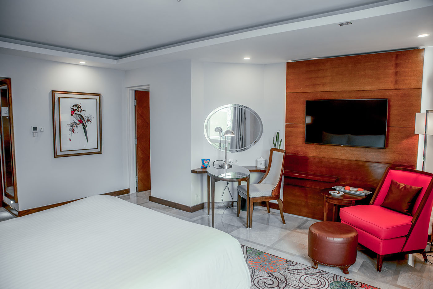 Executive Suite image 10