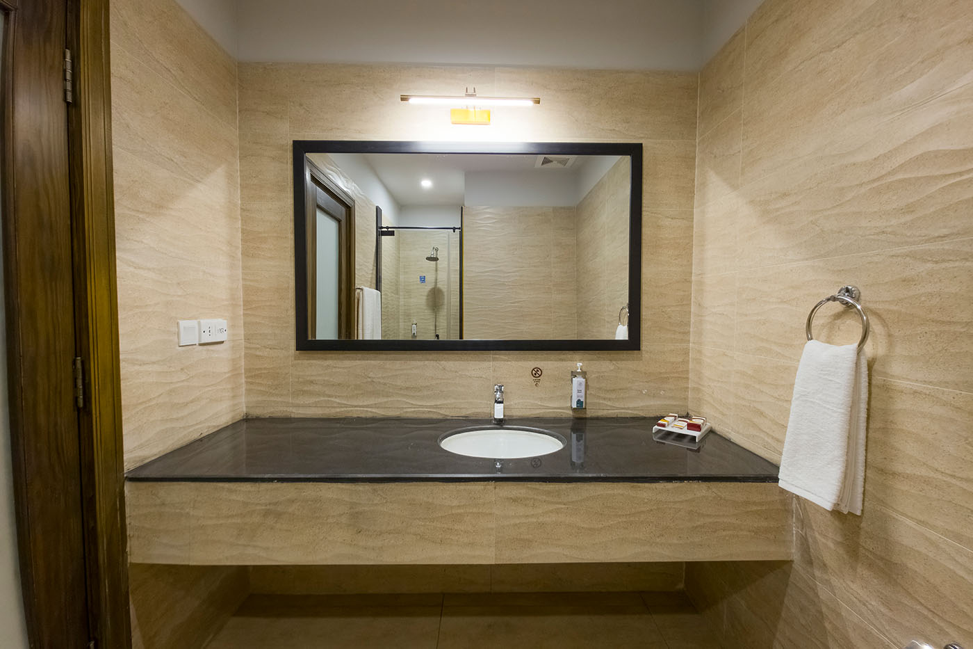 Executive Suite image 1
