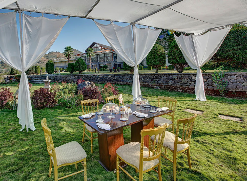 Destination Dining