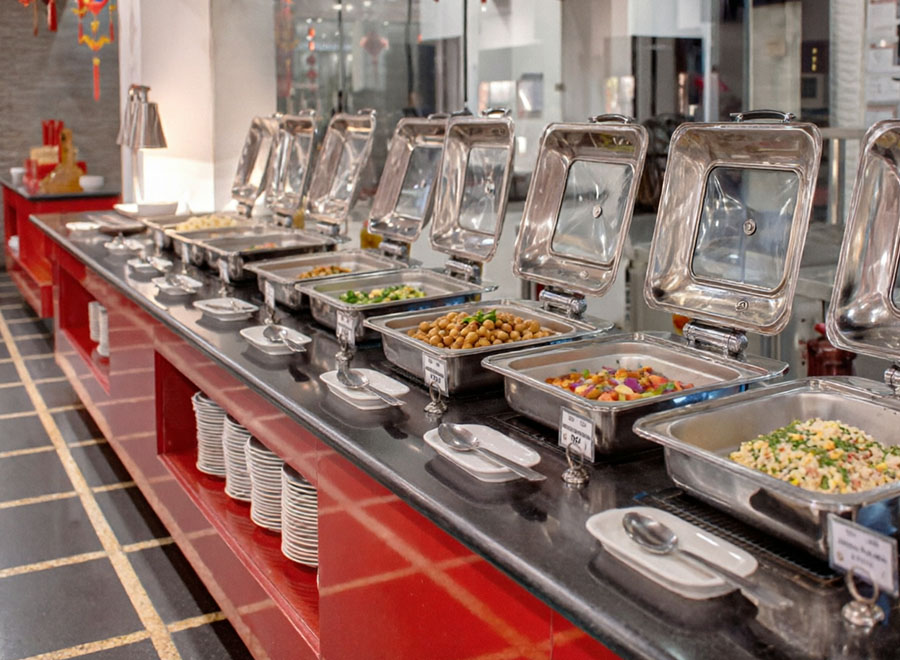 The Best Hotel in Karachi Offering Unforgettable Lunch Buffets