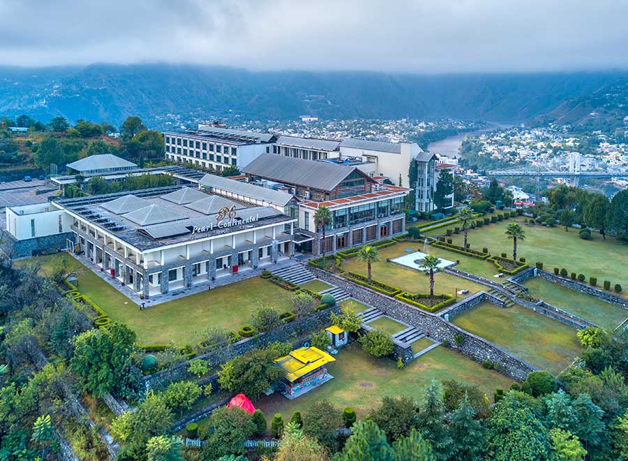 Scenic Stay Gift Guide to Muzaffarabad: A Perfect Escape for Two