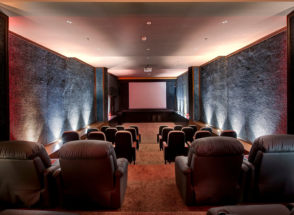 Cinema & Retail