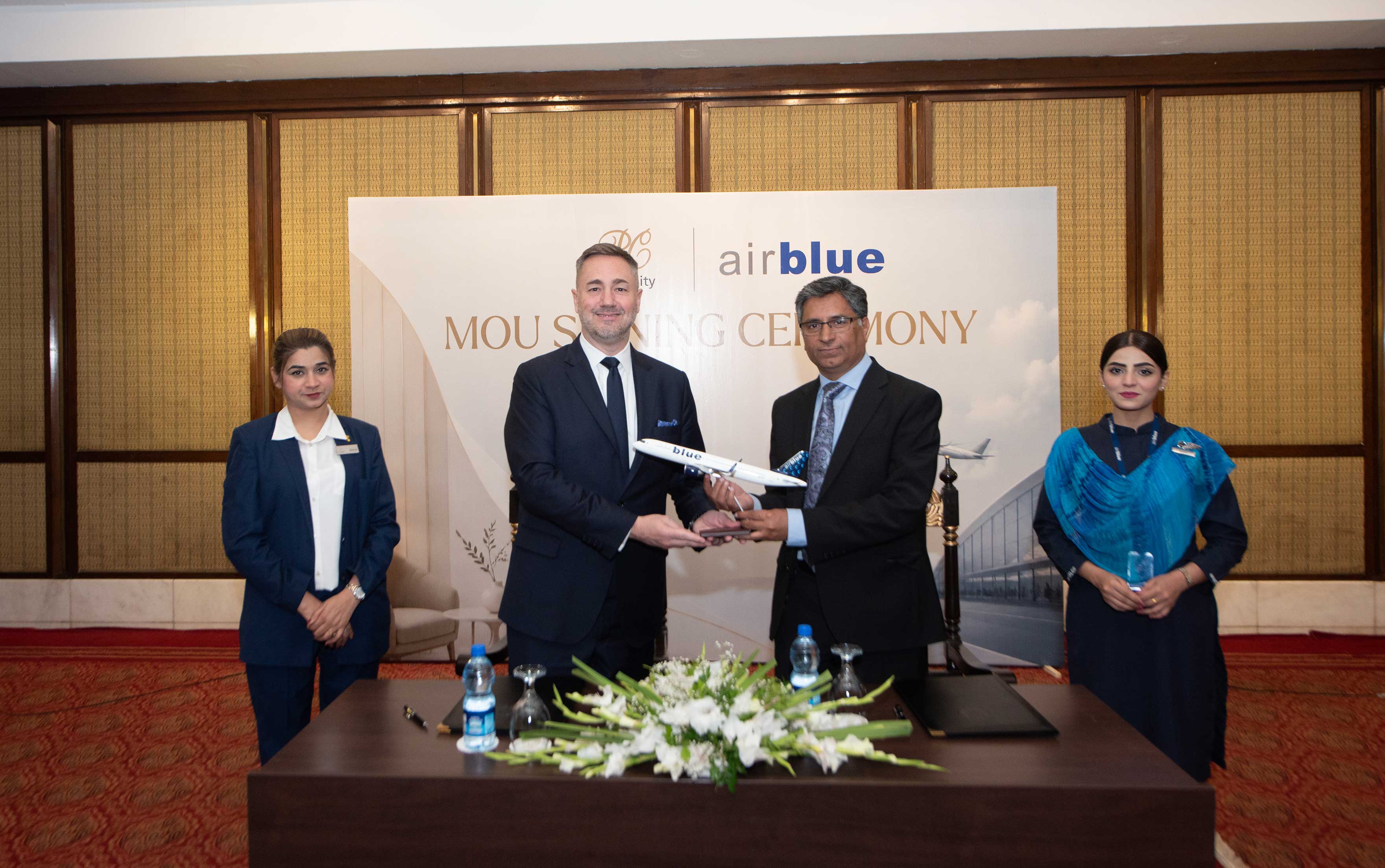 Hashoo School of Hospitality Management signing ceremony