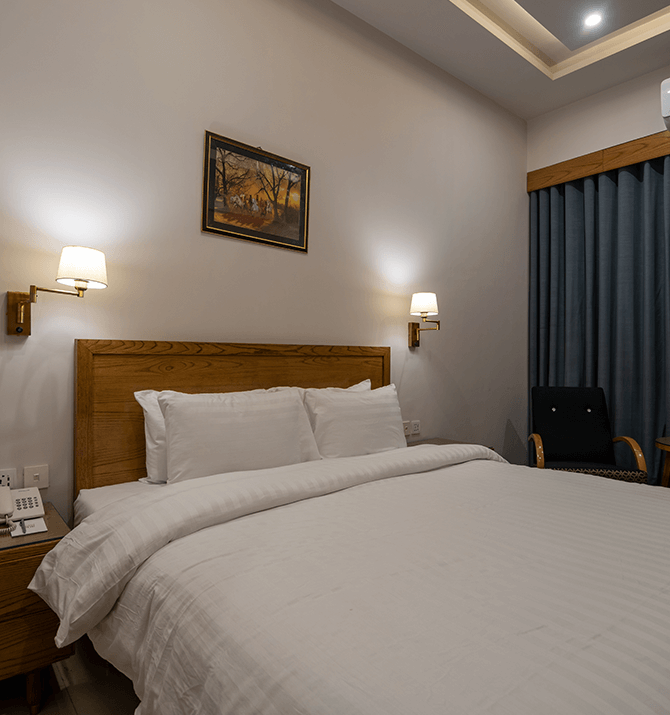 Deluxe King Room