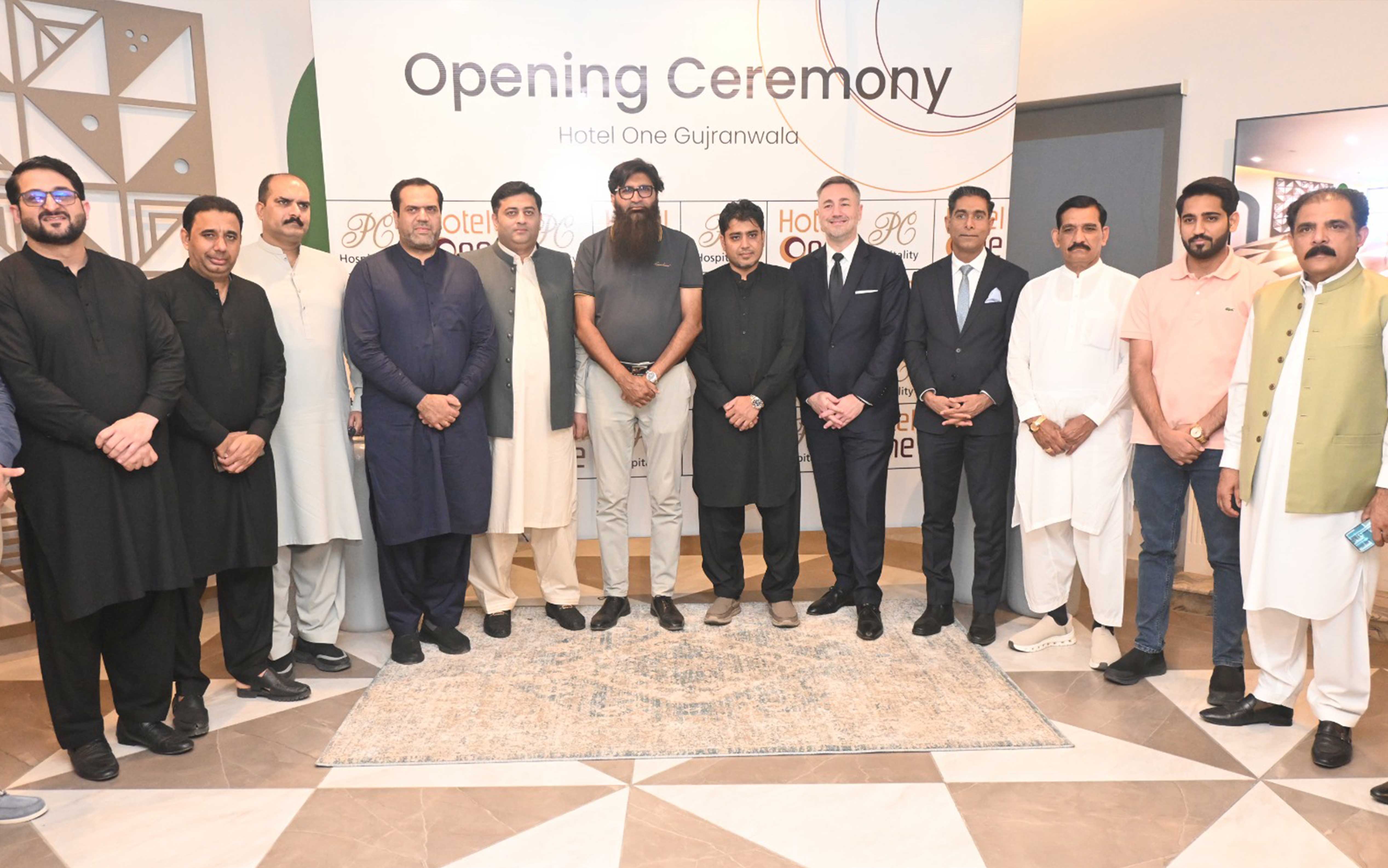 Hashoo School of Hospitality Management signing ceremony