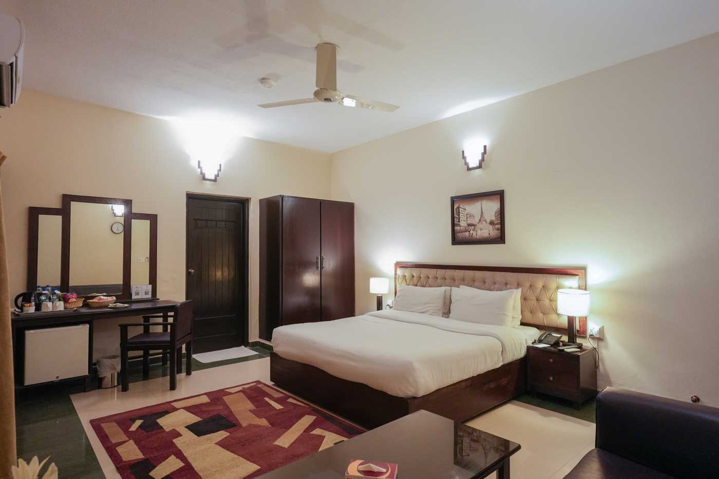 Executive King Room